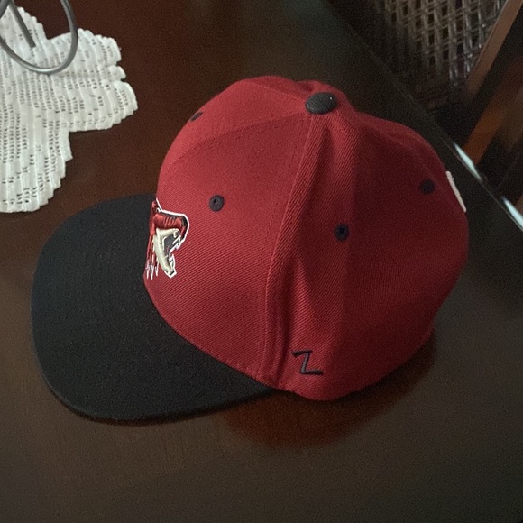 Zephyr mens cap - Picture 3 of 8